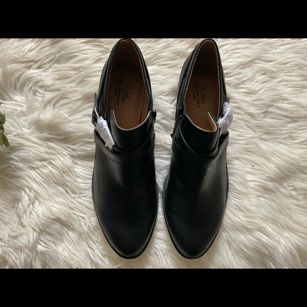 LifeStride Arden Black Booties Size 9.5